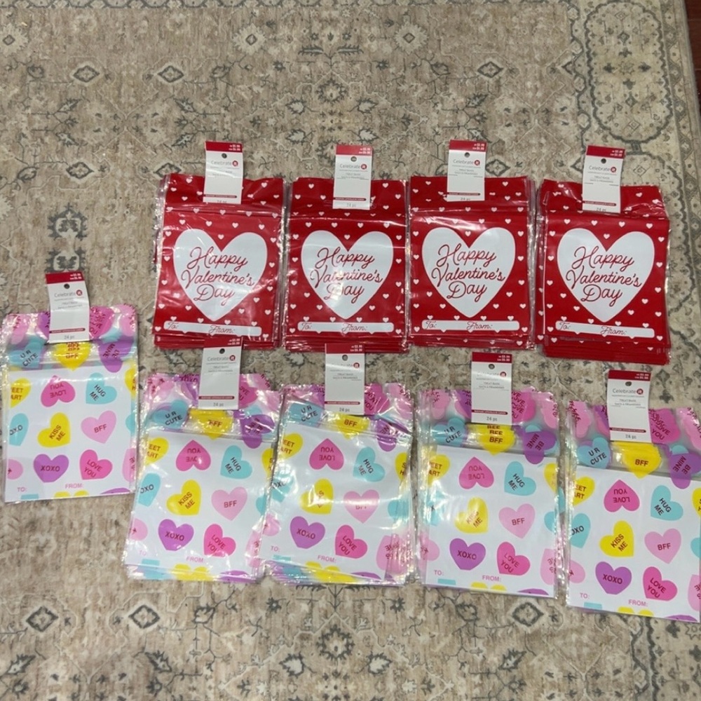 Valentine's Day Party Favor Bags - Red and Multicolor
